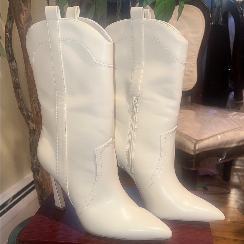 Elegant White Women's Boots